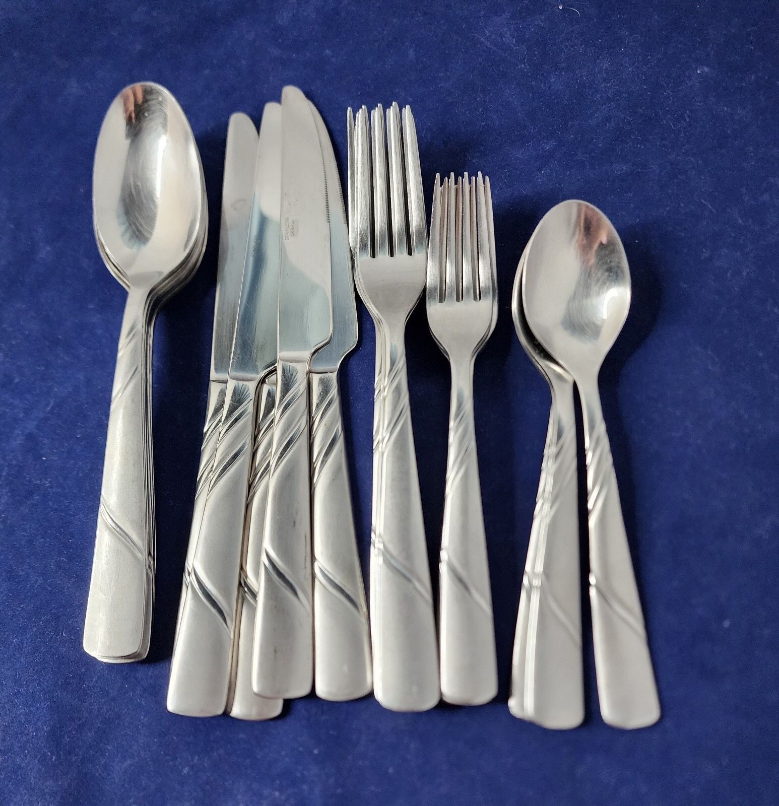 Cambridge Threshold Marisol Flatware Set 25 Piece Lot~ Forks,Knives & Spoons