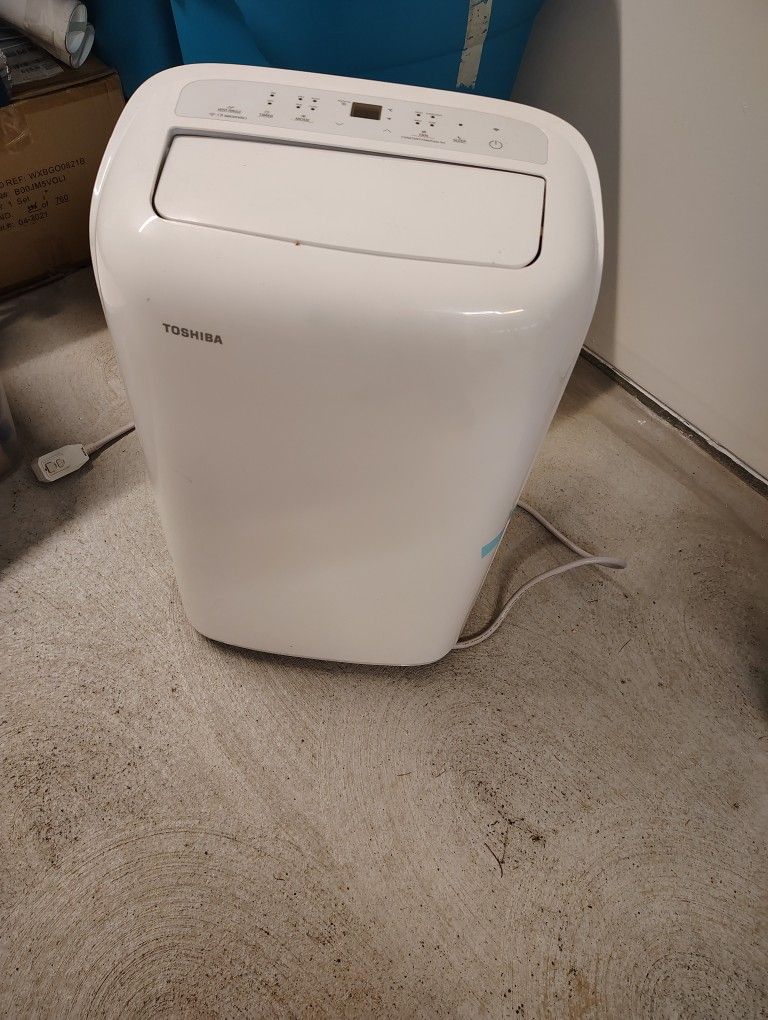 Toshiba 7,000 BTU Portable Air Conditioner Cools 300 Sq. Ft. with Dehumidifier in White