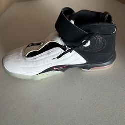 $100 negotiable Nike Air Penny Size 10.5 No Box