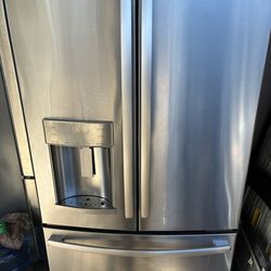 REFRIGERATOR GE 36” counter depth