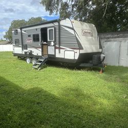 RV Coleman 2019 Fit 8 People