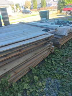 Cedarwood fencing panels