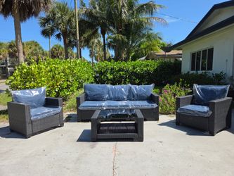 Brand new modular outdoor patio set fully assembled