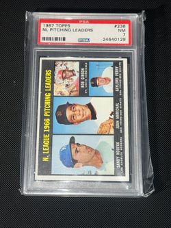 1967 Topps #236 NL Pitching Leaders PSA 7
