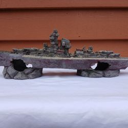 Sunken Battleship Aquarium Ornament