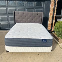 Queen Size Bed + Mattress