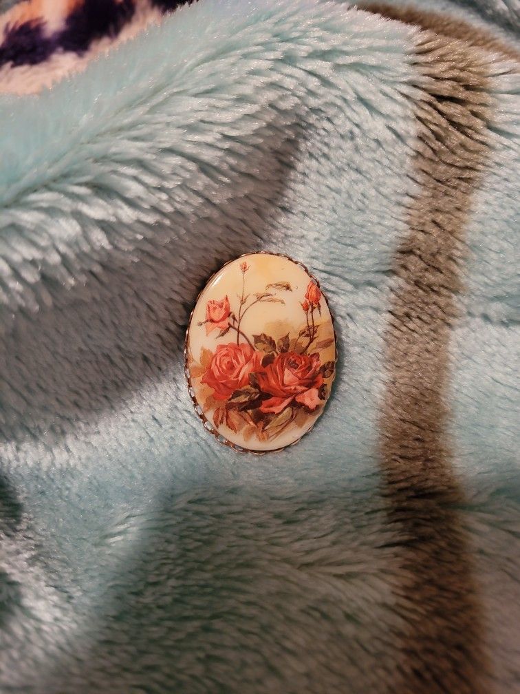 Brooch