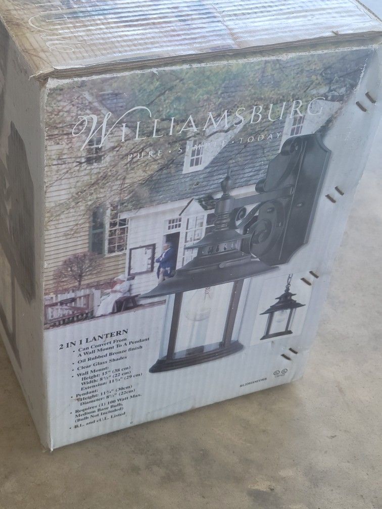 BRAND NEW OUTDOOR LIGHT