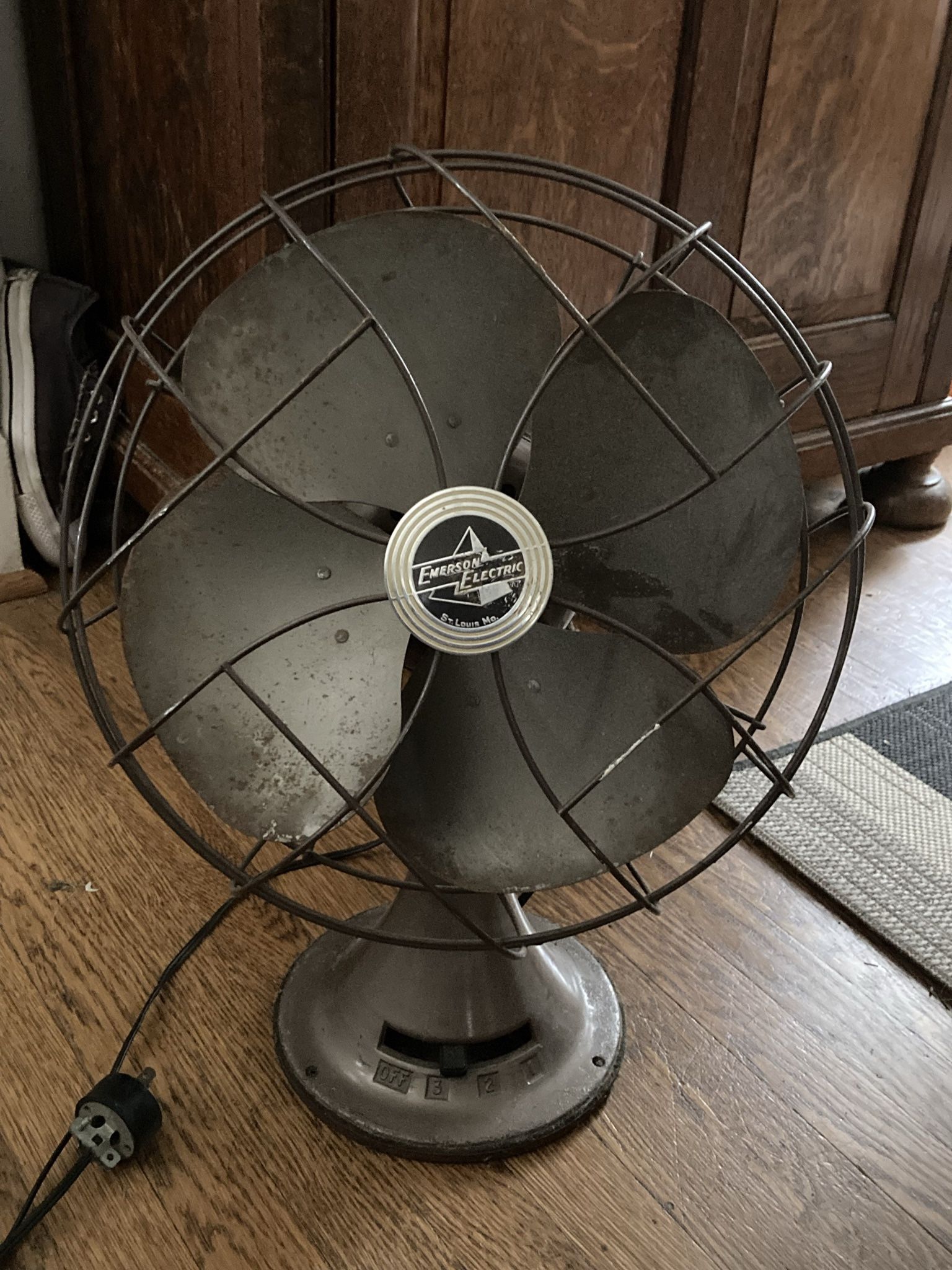 Mid Century 1956 Emerson Oscillating Fan Model 77646-SL