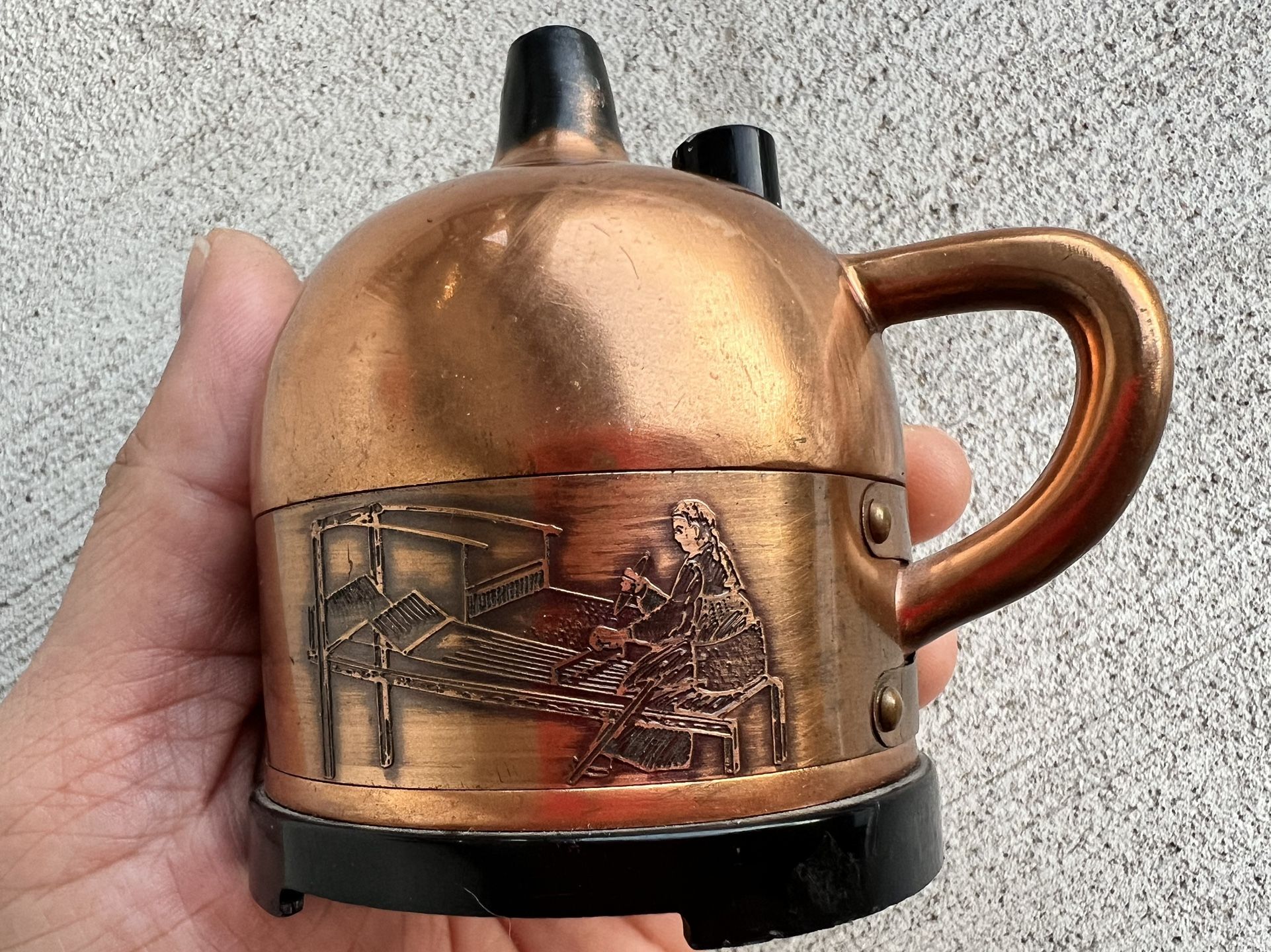 Vintage 1985 Dong-Il 30th Anniversary Gas Lighter by Deung Jan – Copper Kettle Design – Made in Korea