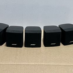 Bose Cube Speakers 