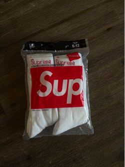 Supreme socks