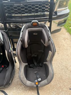 Chicco car seats and stroller