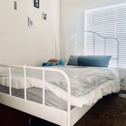 King Size Bed Frame & Mattress