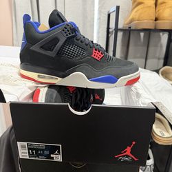 Air Jordan retro rare air 4 size 11