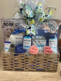 Deluxe Spa Gift Basket