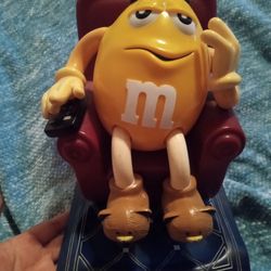 M&M's Rare Lazy Boy Recliner Chair Yellow Candy Dispenser 