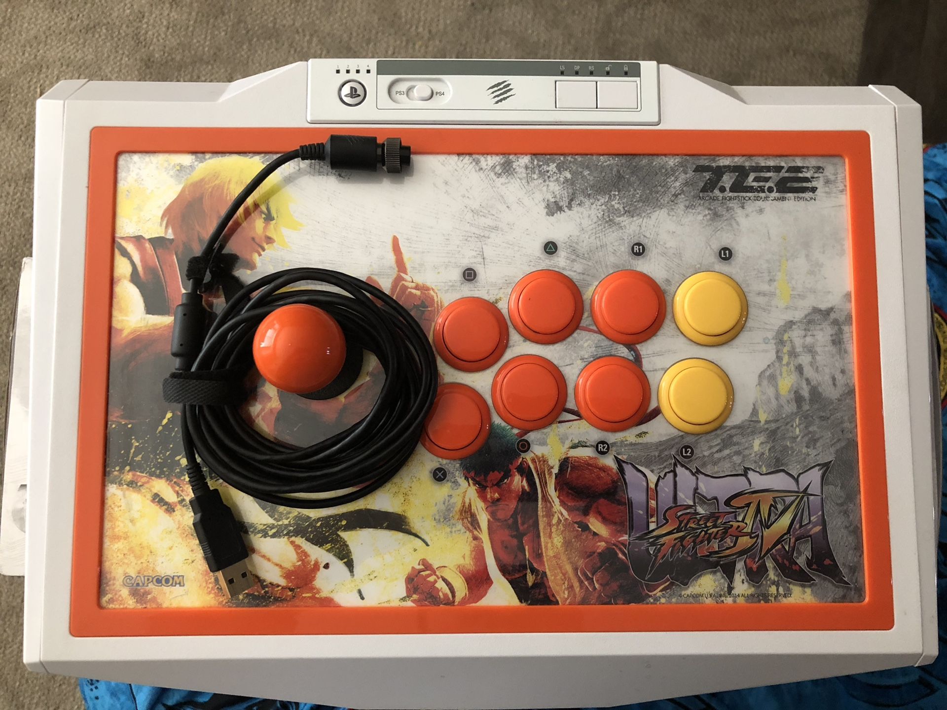 Mad catz arcade sticks for PS4/PS3