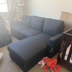 Free Couch With Queen Size Pull Out And Storage 