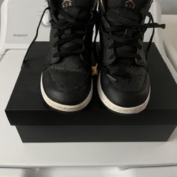 7y Jordan AJ 1 Mid
