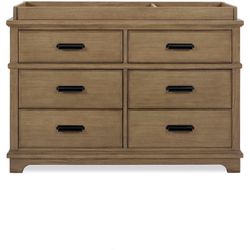 Brand New 6 Drawer Dresser/ Rustic Acorn Dresser