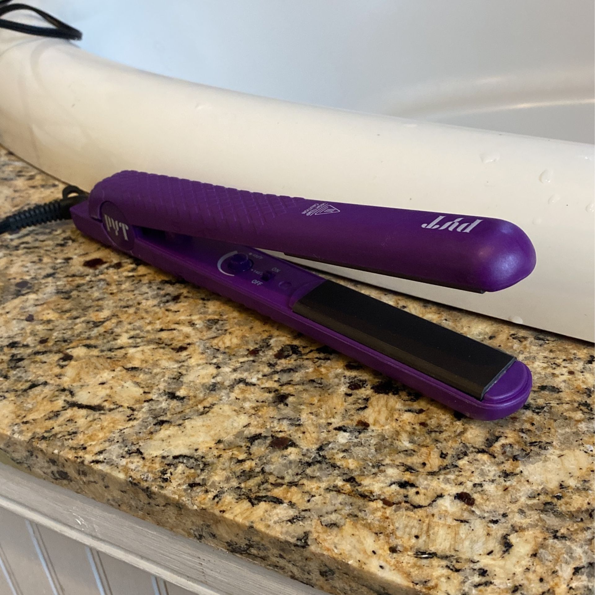 PYT Hair Straightener