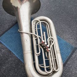 Tuba