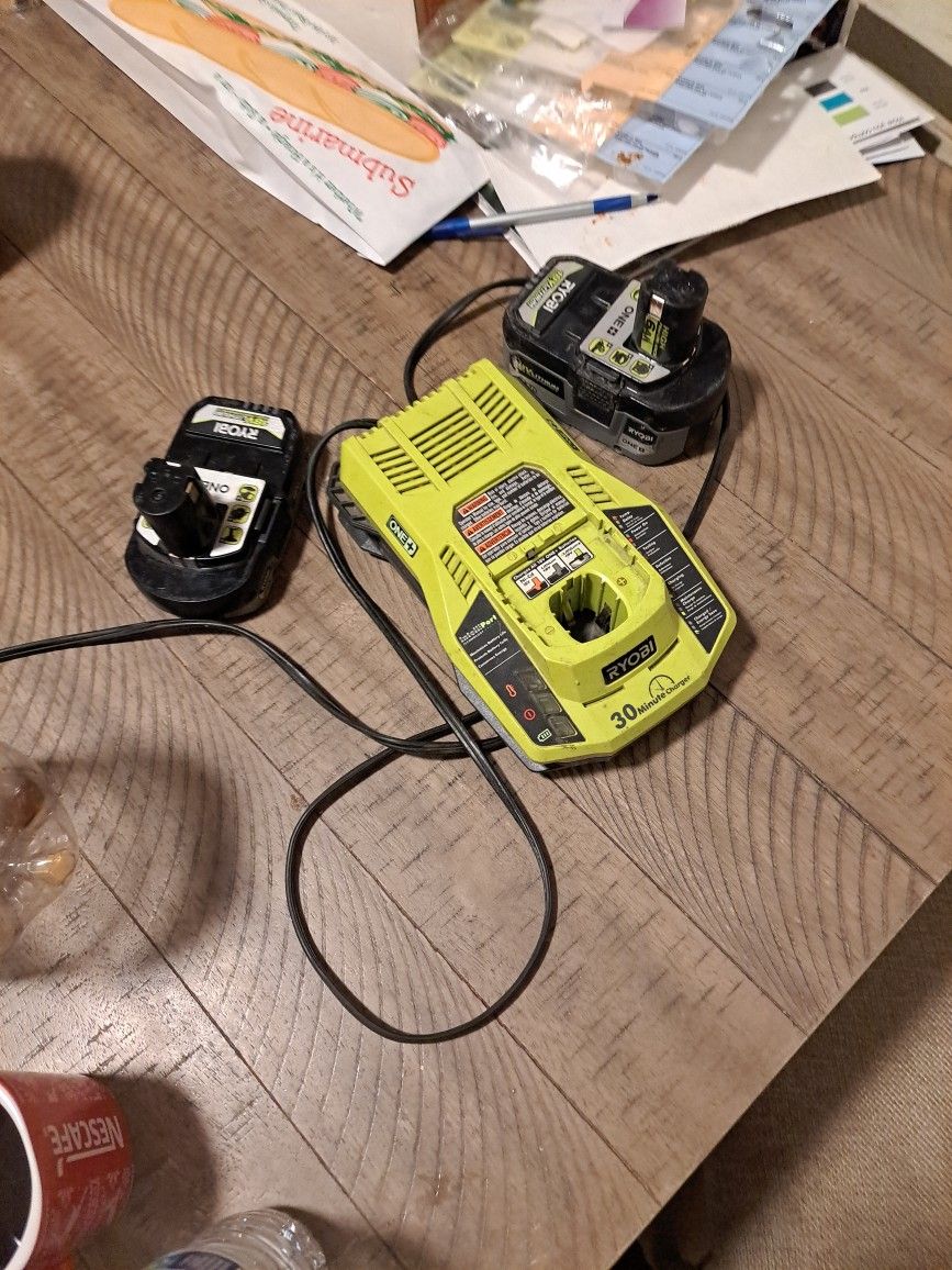 Charger 2 Baterri