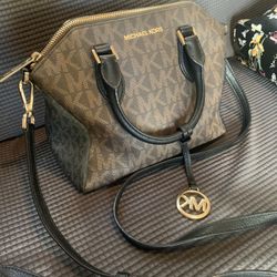 Michael Kors crossbody