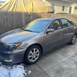 Toyota Camry  se 