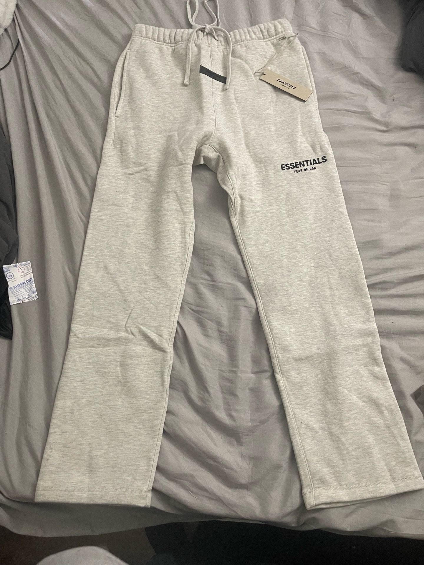 Essentials SS22 FOG uncuffed sweats Size S