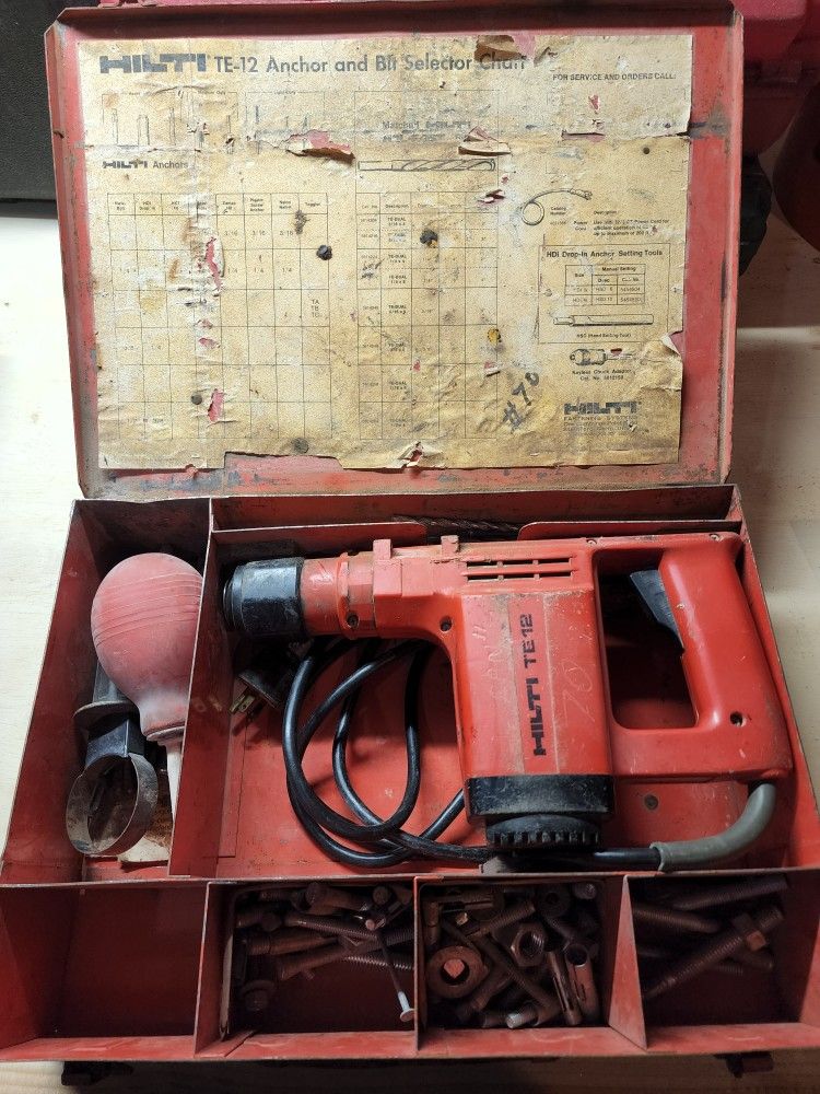 Hilti TE12 Te 12 Hammer Drill in Case