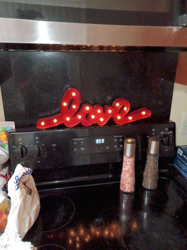 Light Up LOVE sign