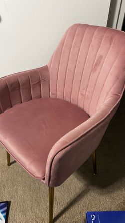Velvet chair