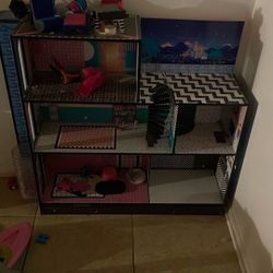 LOL doll house