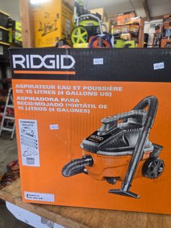 RIDGID 4-Gallon Portable Wet/Dry Vacuum panchos tools