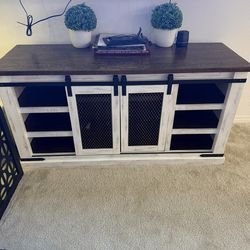 Farmhouse TV Stand / Media Console – $200 FIRM