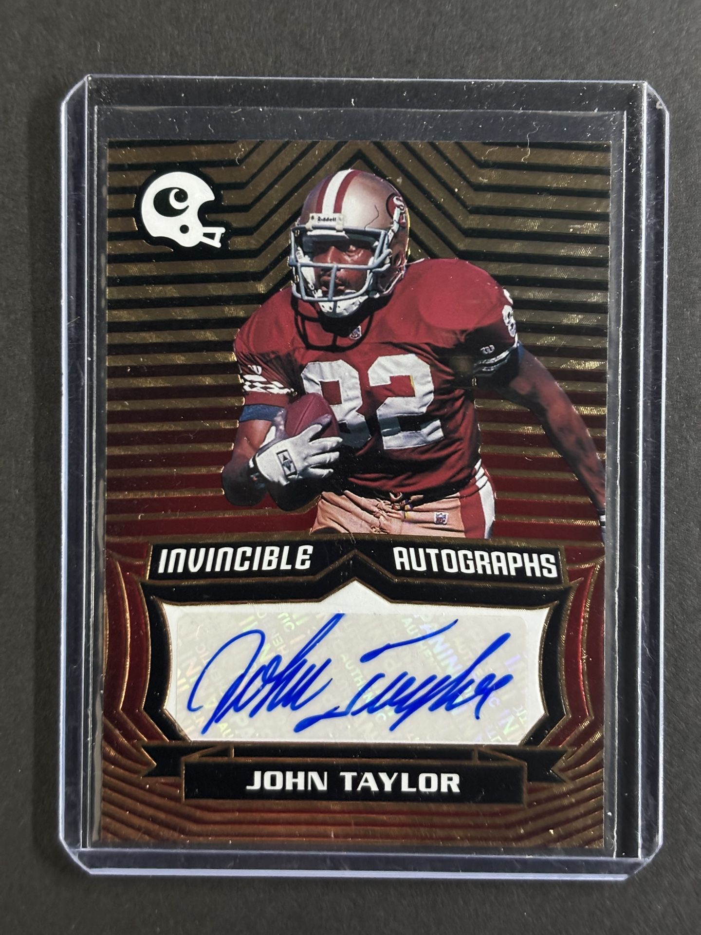 2021 Panini Chronicles Invincible Auto Red /100 John Taylor #INV-JTA Auto