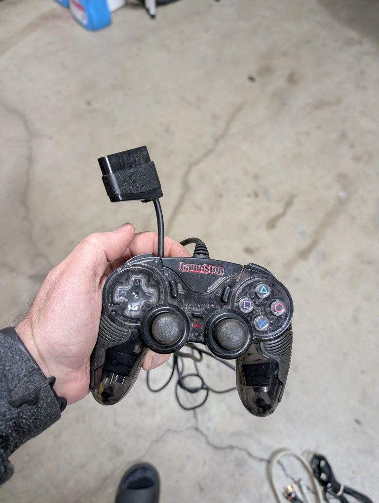 GameStop PS2 PlayStation 2 controller