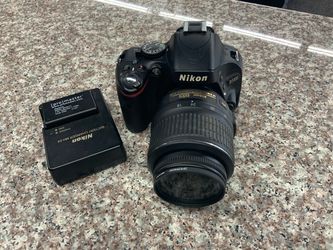 Nikon D5100 Digital SLR Camera with AF-3 NIKKOR 18-55MM lens