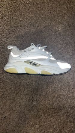 Dior B22