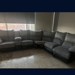 Gray Sectional Couch W/ Recliners, Charging Station, & Cup Holders 