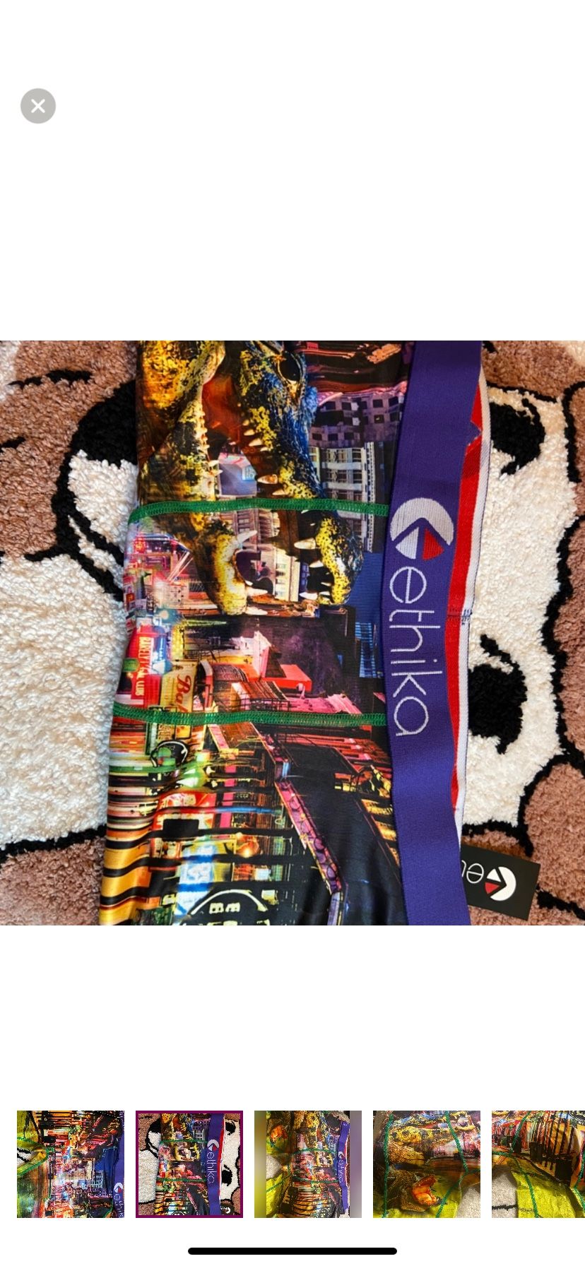 Original me and boxes size large brand new