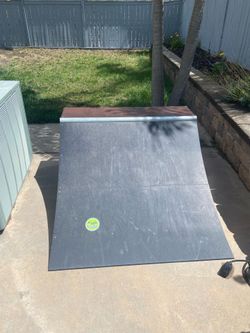 Ramptech quarter pipe $175