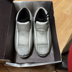 Adidas Kobe 2 OG "Silver Metallic" Size 6.5 Men Used (see photos has damages) 2001 Deadstock Pair