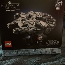 Unopened Lego StarWars Millennium Falcon