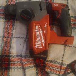 Milwaukee Rotary Hammer