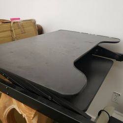 Free Standing Desk