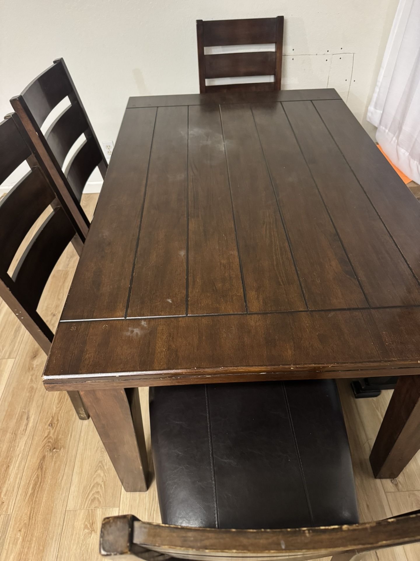 Dinning Table