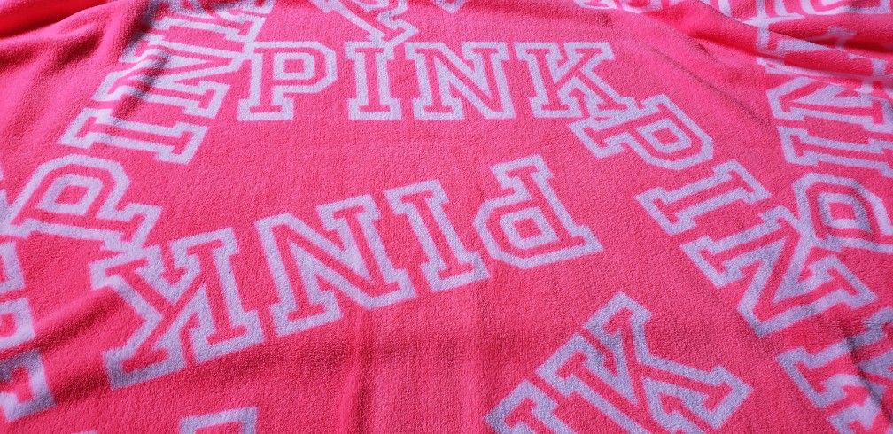 Victoria's Secret Pink Plush Throw Blanket 